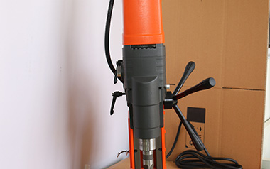 磁力鉆的空心鉆頭出現(xiàn)卡芯的情況應(yīng)該如何處理？